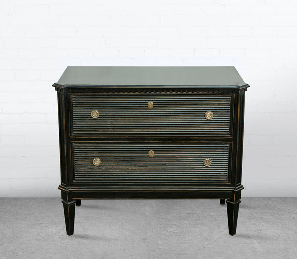 DIRECTOIRE CHEST